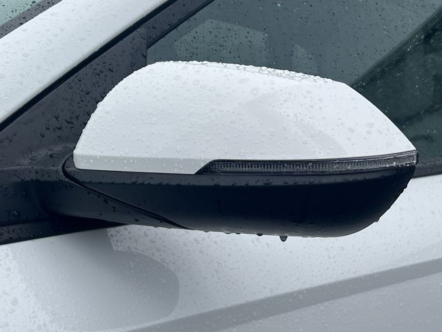 Used 2025 White Hyundai SEL image 40