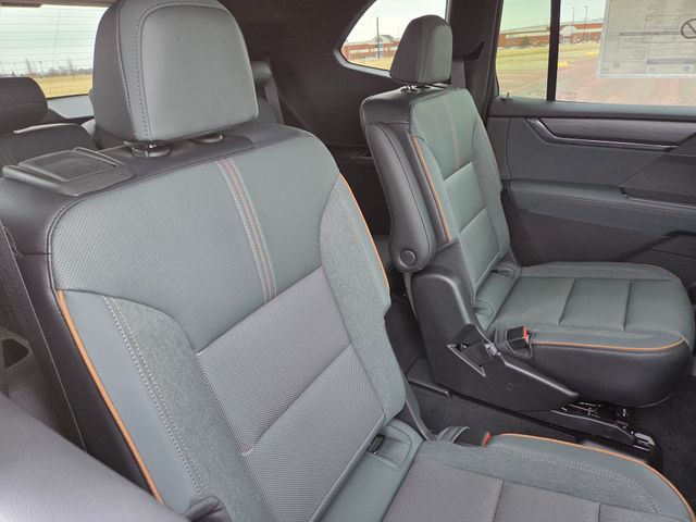 2026 GMC Acadia AT4 AWD