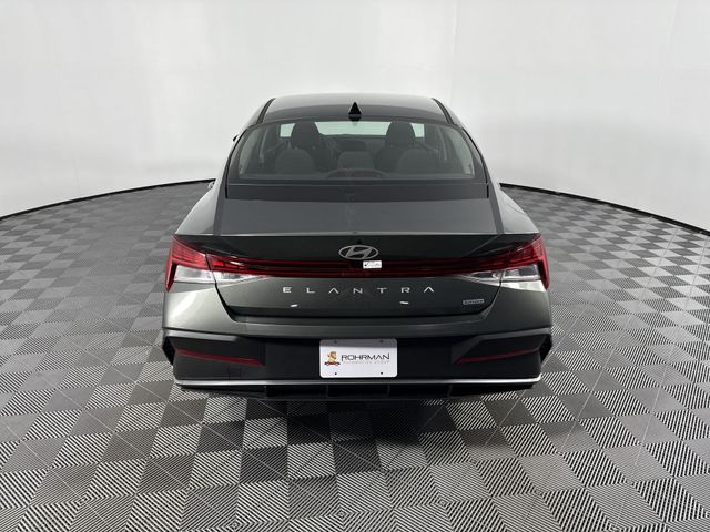 New 2025 Hyundai Elantra Hybrid For Sale in Indianapolis, IN