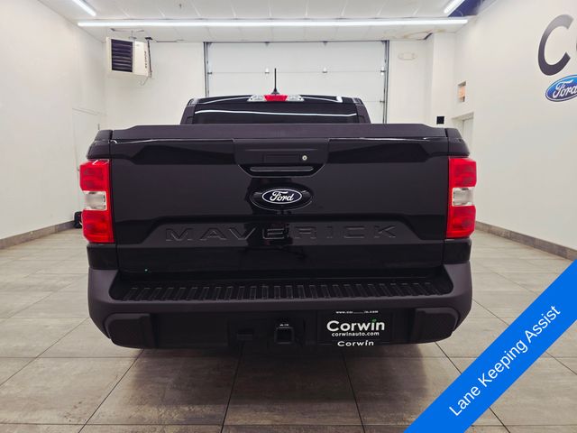 View vehicle photo 4