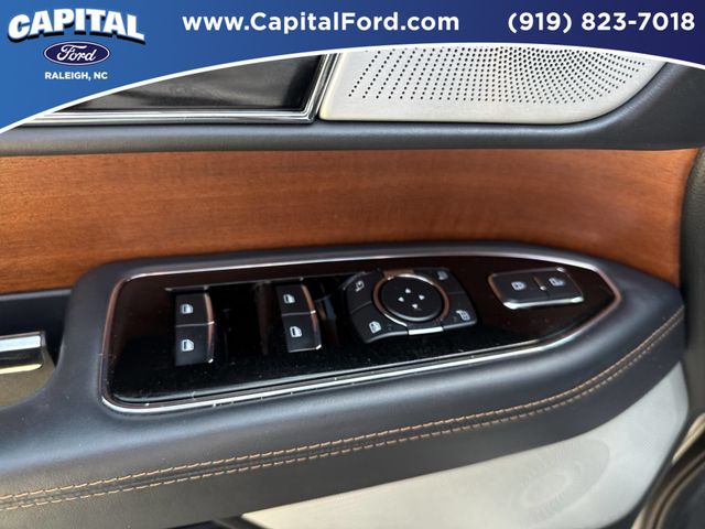 Used 2024 Silver Lincoln Black Label image 21