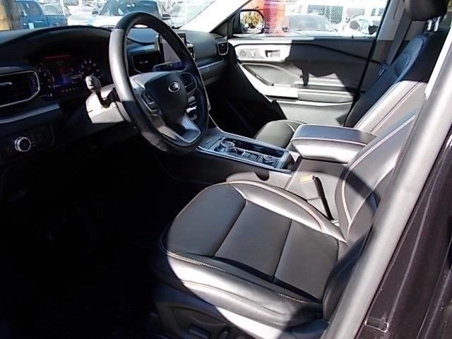 used 2022 Ford Explorer car, priced at $29,996