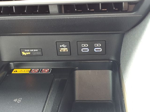 2025 Toyota Camry LE:45680A