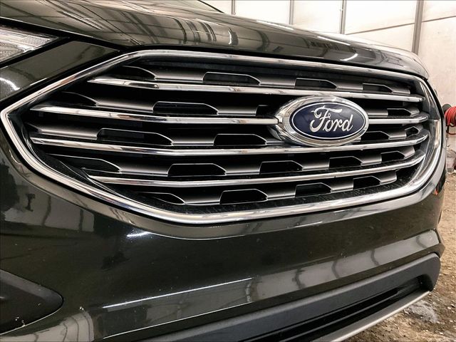 2022 Ford Edge SEL Green at Auto Express Mitsubishi