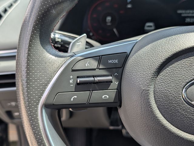 Used 2021 Black Hyundai SEL Plus image 15