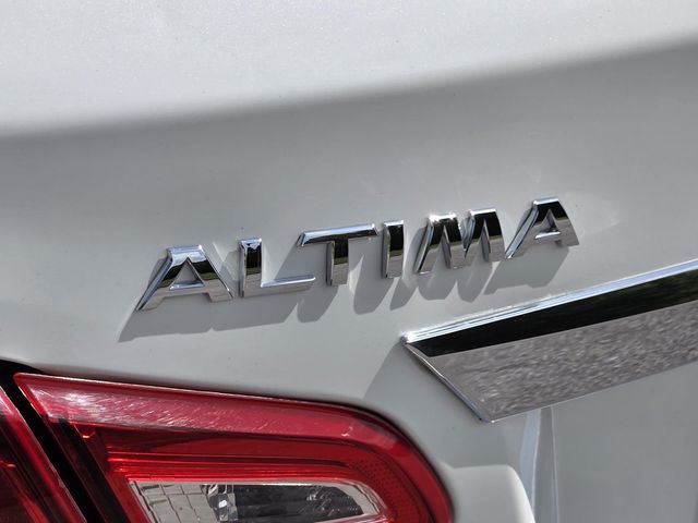 Used 2016 Nissan Altima Sedan