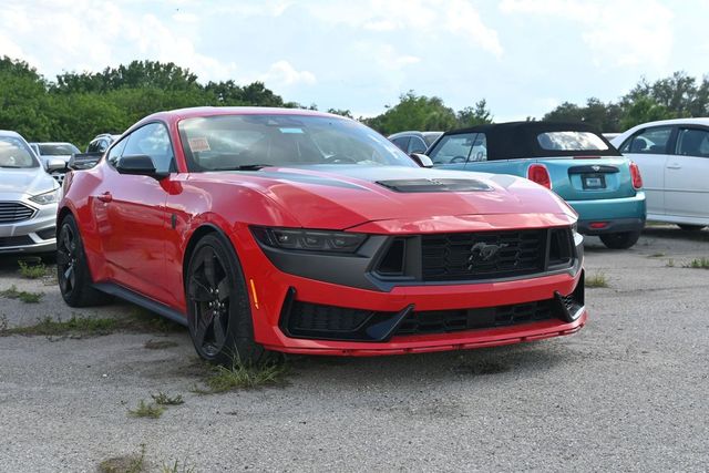 2024 Ford Mustang Dark Horse's photo