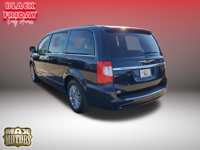 2016 Chrysler Town & Country Touring-L 6