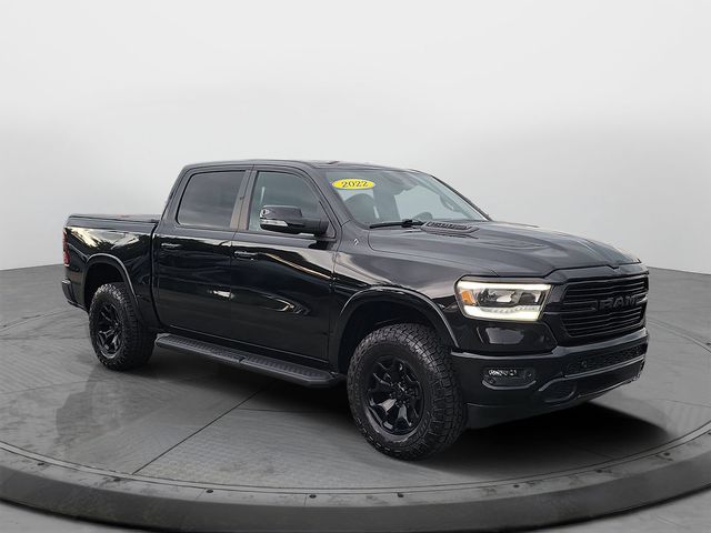 Diamond Black Crystal Pearlcoat 2022 RAM 1500 Pickup Truck Four-Wheel Drive 8-Speed Automatic