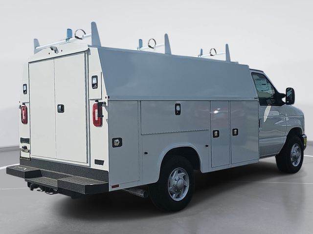 New 2026 White Ford KUV image 6