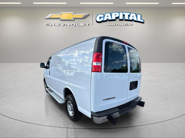 Used 2024 White Chevrolet Work Van image 34