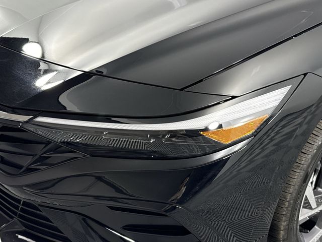 New 2025 Hyundai Elantra Hybrid For Sale in Indianapolis, IN