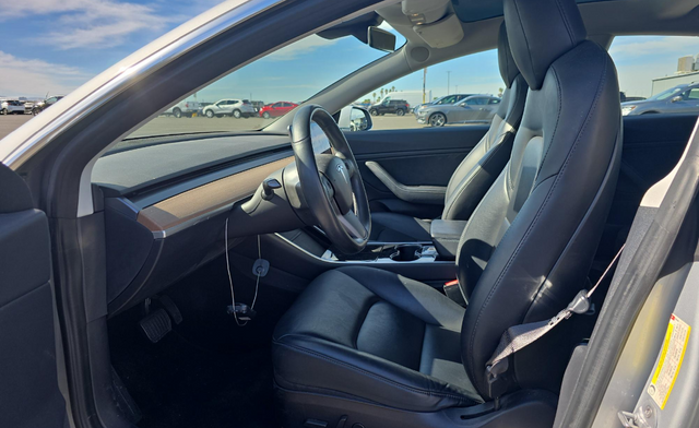 2018 Tesla Model 3 Long Range 7