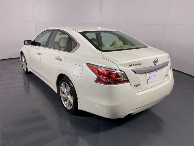 2014 Nissan Altima 2.5 SV 27