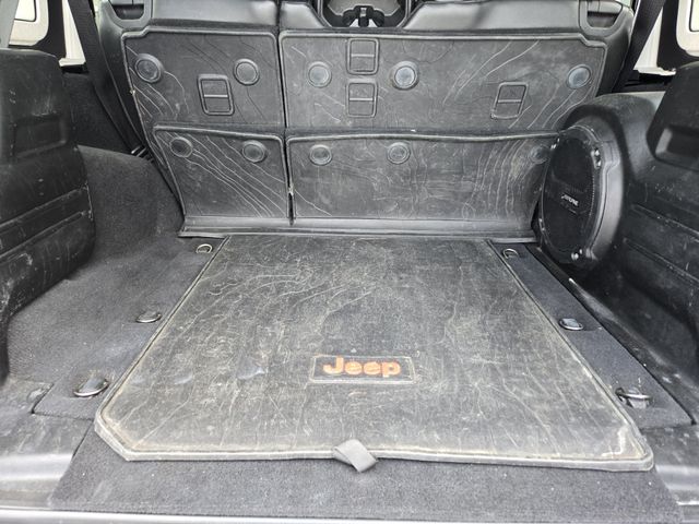 2018 Jeep Wrangler Unlimited Sahara photo