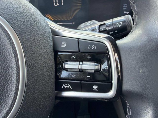 Used 2025 Kia Carnival Van