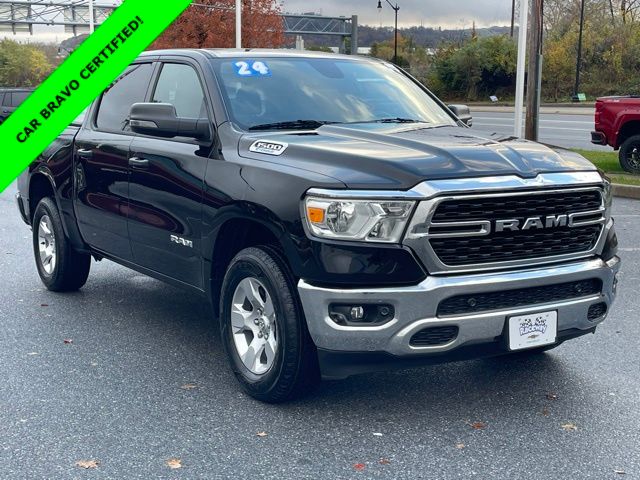 Diamond Black Crystal Pearlcoat 2024 RAM 1500 Big Horn Crew Cab 4WD Pickup Truck Four-Wheel Drive 8-Speed Automatic