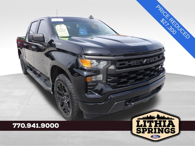 Black 2022 Chevrolet Silverado 1500 Custom Crew Cab 4WD Pickup Truck Four-Wheel Drive 8-Speed Automatic