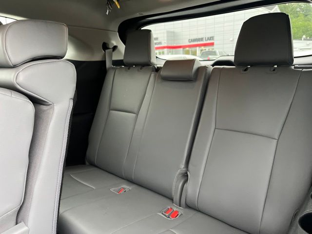 Used 2024 Toyota Highlander SUV