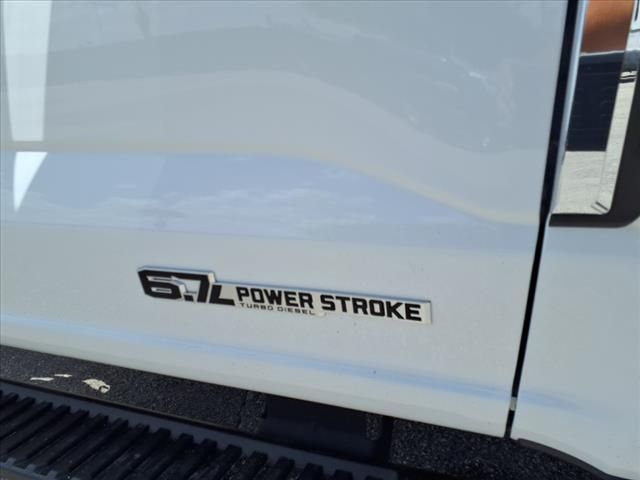 2025 Ford F-350SD XL photo