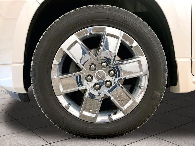 2014 GMC Acadia Denali White at Phil Fitts Ford