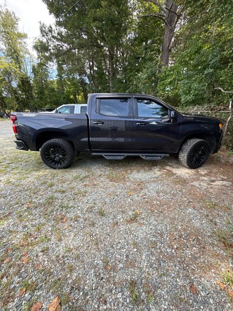 Used 2022 Gray Chevrolet LT Trail Boss image 7