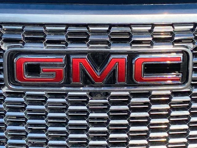 2021 GMC Yukon XL Denali 32