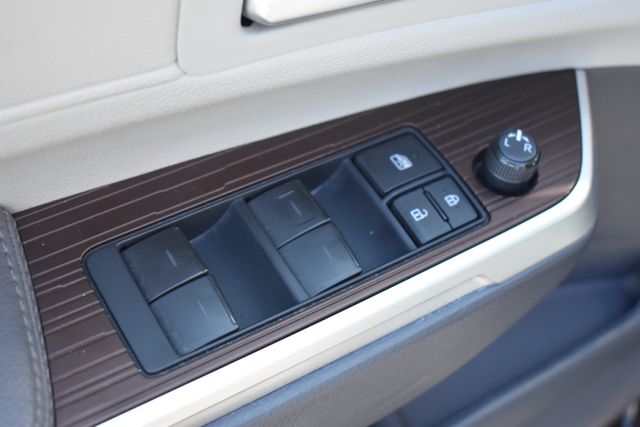 2024 Toyota Sienna XLE - Photo 10