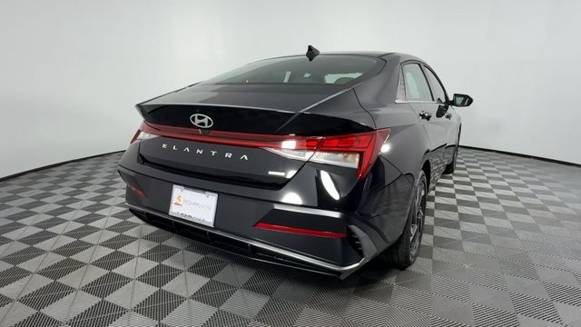 New 2025 Hyundai Elantra Hybrid For Sale in Indianapolis, IN