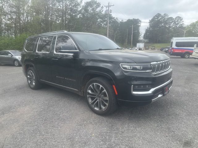 Diamond Black Crystal Pearlcoat 2022 Jeep Grand Wagoneer Series III 4WD SUV / Crossover Four-Wheel Drive 8-Speed Automatic