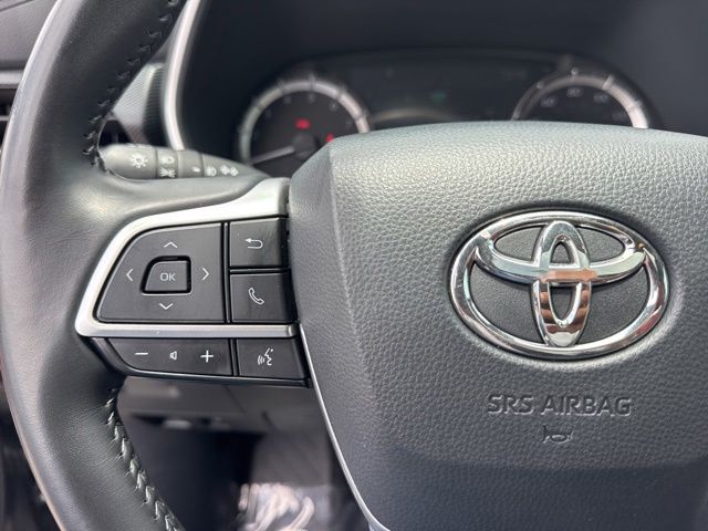 Used 2024 Toyota Highlander SUV