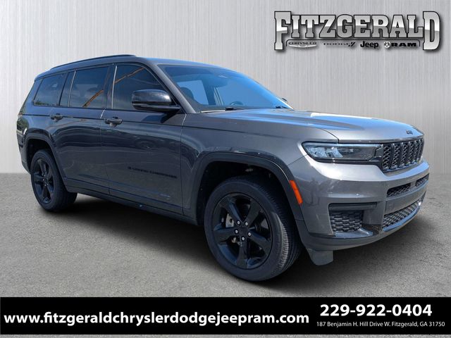 Baltic Gray Metallic Clearcoat 2023 Jeep Grand Cherokee L Altitude 4WD SUV / Crossover Four-Wheel Drive 8-Speed Automatic