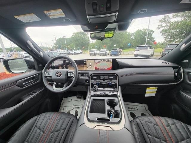 New 2025 White Nissan PRO-4X image 17