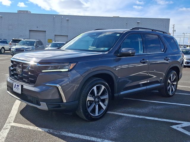 used 2025 Honda Pilot car, priced at $46,499
