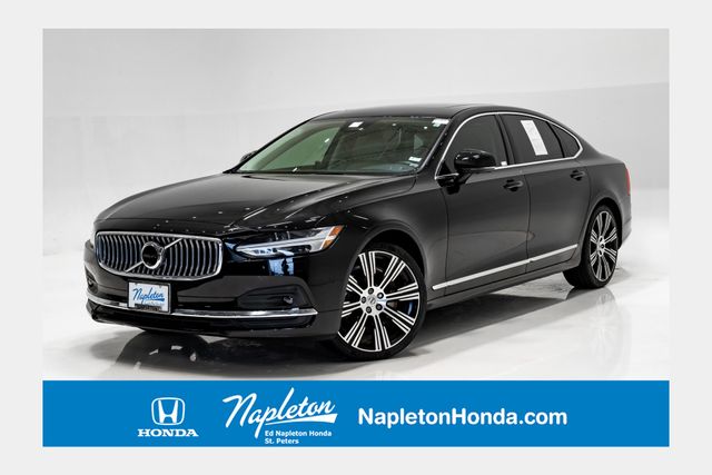 Onyx Black Metallic 2023 Volvo S90 Sedan All-Wheel Drive Automatic