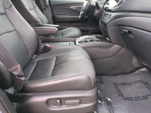 used 2023 Honda Passport car, priced at $33,331