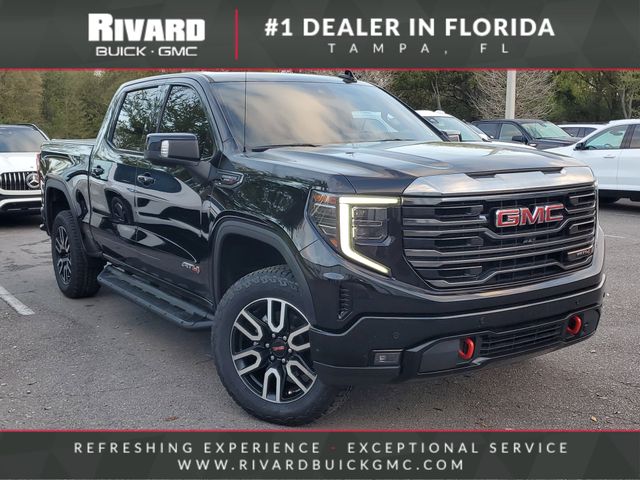 2023 GMC Sierra 1500 AT4 Crew Cab 4WD