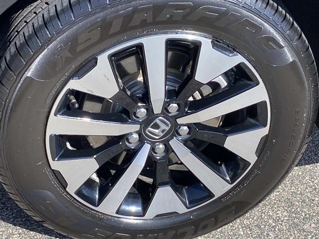 Used 2025 Honda Odyssey Van