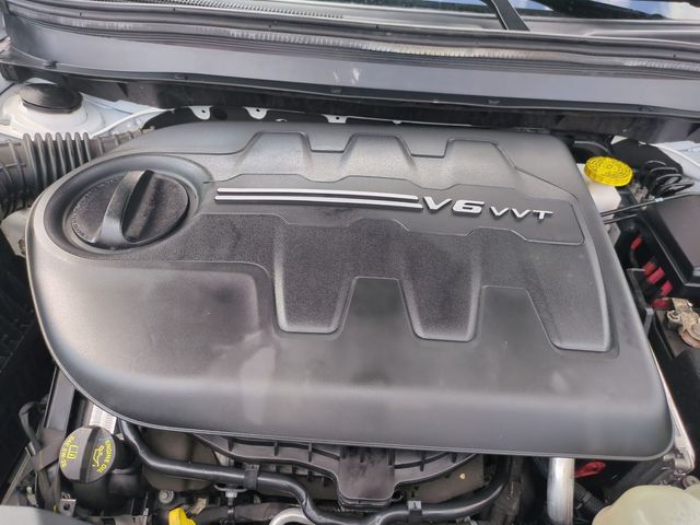used 2020 Jeep Cherokee car, priced at $20,123