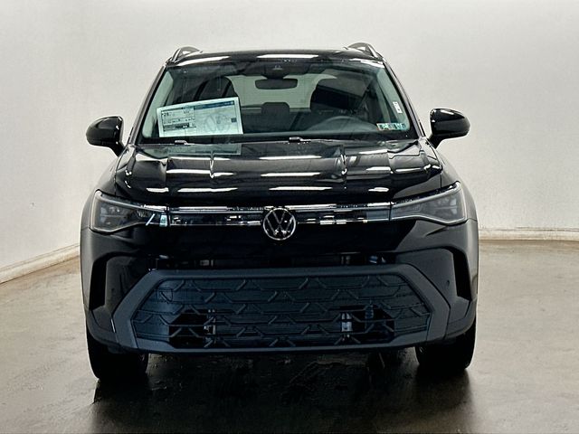 2026 Volkswagen Taos 1.5T SE Black Black at Subaru and VW of Moon Township