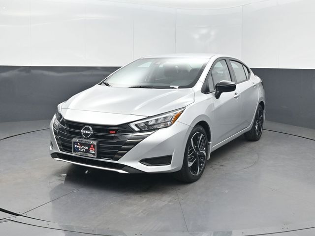 2025 Nissan Versa SR FWD