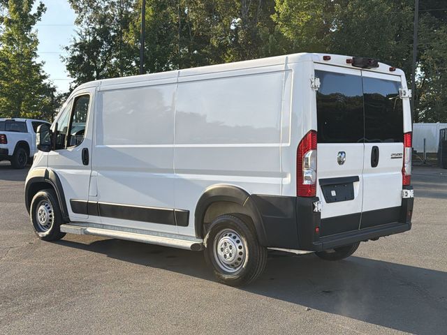 Used 2025 White Ram Base image 3