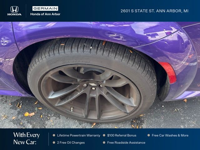 Used 2023 Plum Crazy Pearlcoat Dodge R/T Scat Pack Widebody image 11