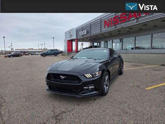Ford Mustang GT Premium Coupe RWD