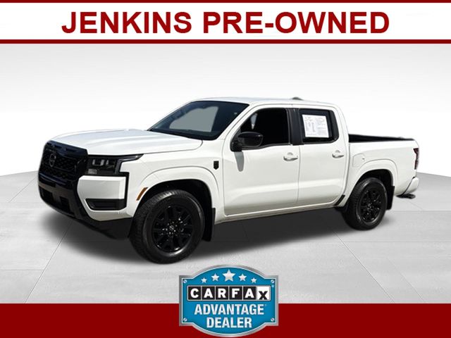 Glacier White 2026 Nissan Frontier Pickup Truck 4X2 9-Speed Automatic Overdrive