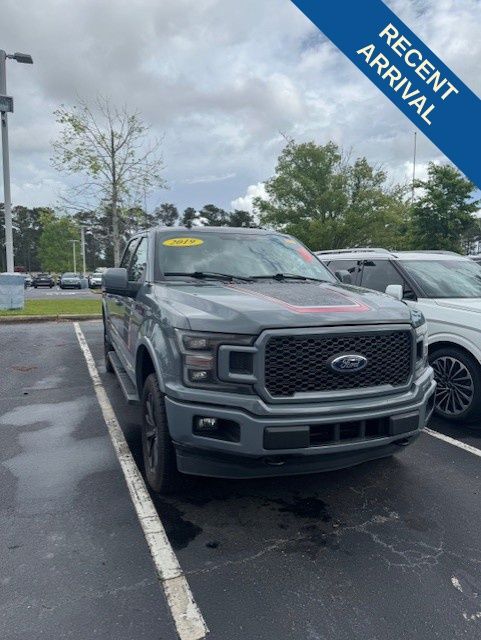 Abyss Gray Metallic 2019 Ford F-150 Lariat SuperCrew 4WD Pickup Truck Four-Wheel Drive Automatic