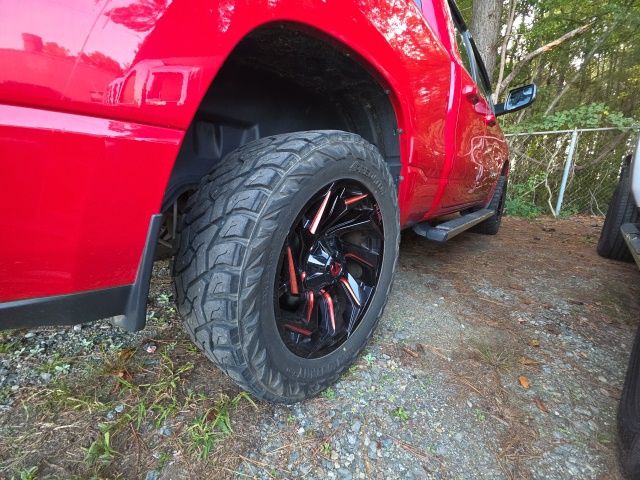 Used 2019 Red Ram Big Horn/Lone Star image 9
