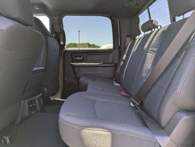 2026 Ram 2500 Black Express Crew Cab 4x4 6'4" Box