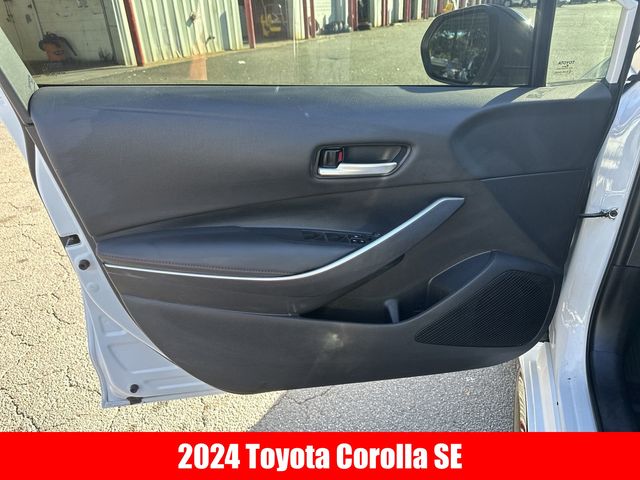 2024 Toyota Corolla SE Nightshade 4