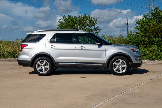 2016 Ford Explorer XLT Silver at Bayway Cadillac Southwest